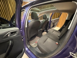 PEUGEOT 208 1.2 PURETECH ACTİVE OTOMATİK CAM TAVAN 12 TAKSİT