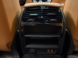BMW 520İ SPECİAL EDİTİON M SPORT CARBON SCHWARZ HATASZ 12 TAKSİT