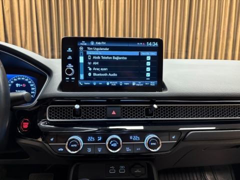 HONDA CİVİC 1.5 VTEC TURBO EXECUTİVE PLUS 12 TAKSİT