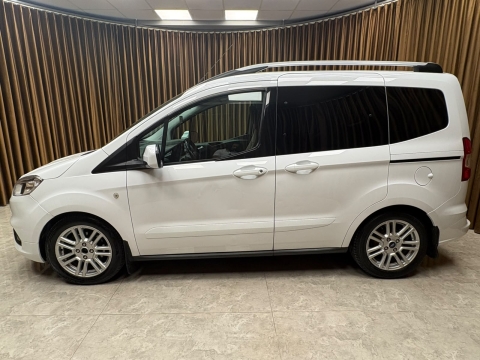FORD TOURNEO COURİER 1.5 TDCİ TİTANİUM PLUS 12 TAKSİT