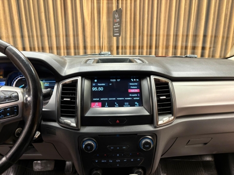 FORD RANGER 2.2 TDCI 4X2 XLT OTOMATİK 2017 MODEL 12 TAKSİT