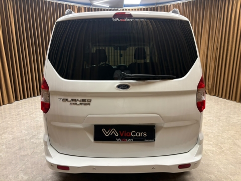 FORD TOURNEO COURİER 1.5 TDCİ TİTANİUM PLUS 12 TAKSİT